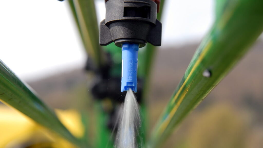 Agripedia: Abdrift und Abschwemmung im Pflanzen­schutz
